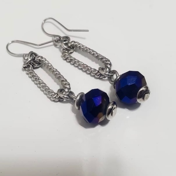 4/$20 Blue Glass Drop Earrings Handmade Beaded Blue Crystal Dangle Earrings 🌴 - Picture 3 of 3